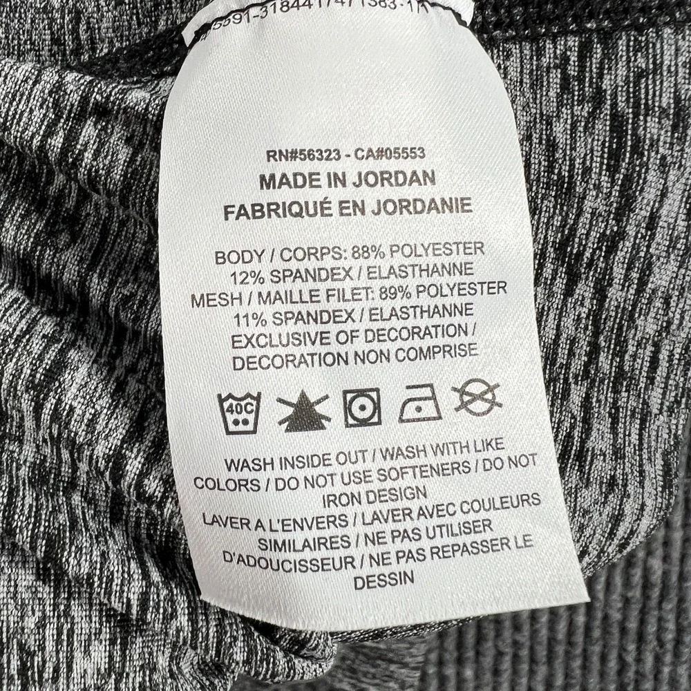 Nike pullover shirt